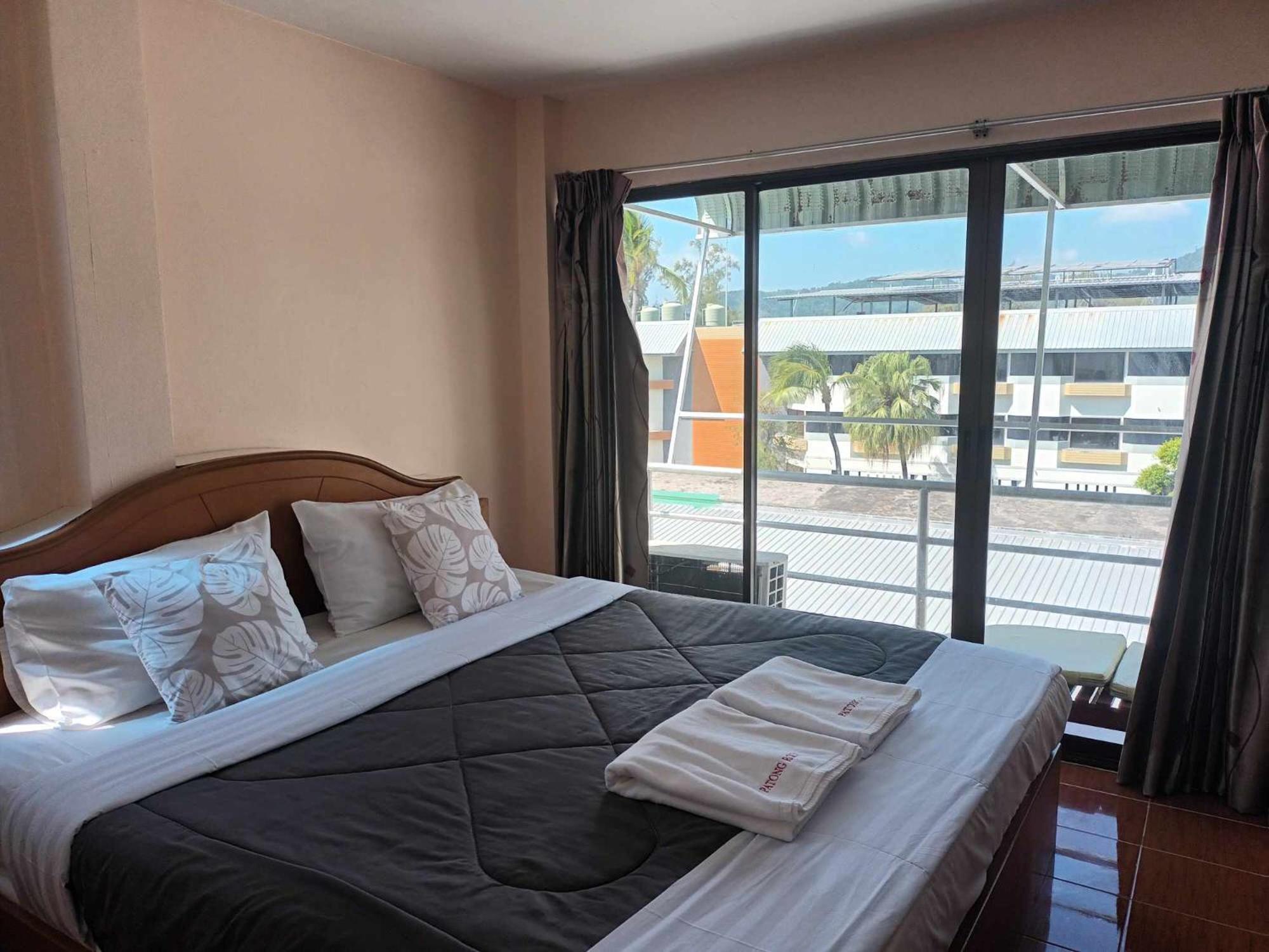 Patong Rose Guest House 50M To Beach Kültér fotó