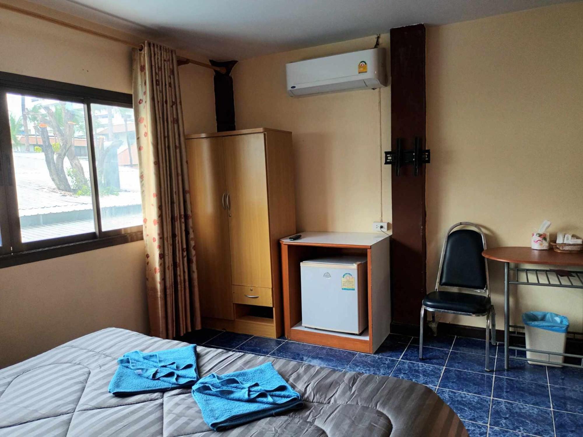 Patong Rose Guest House 50M To Beach Kültér fotó