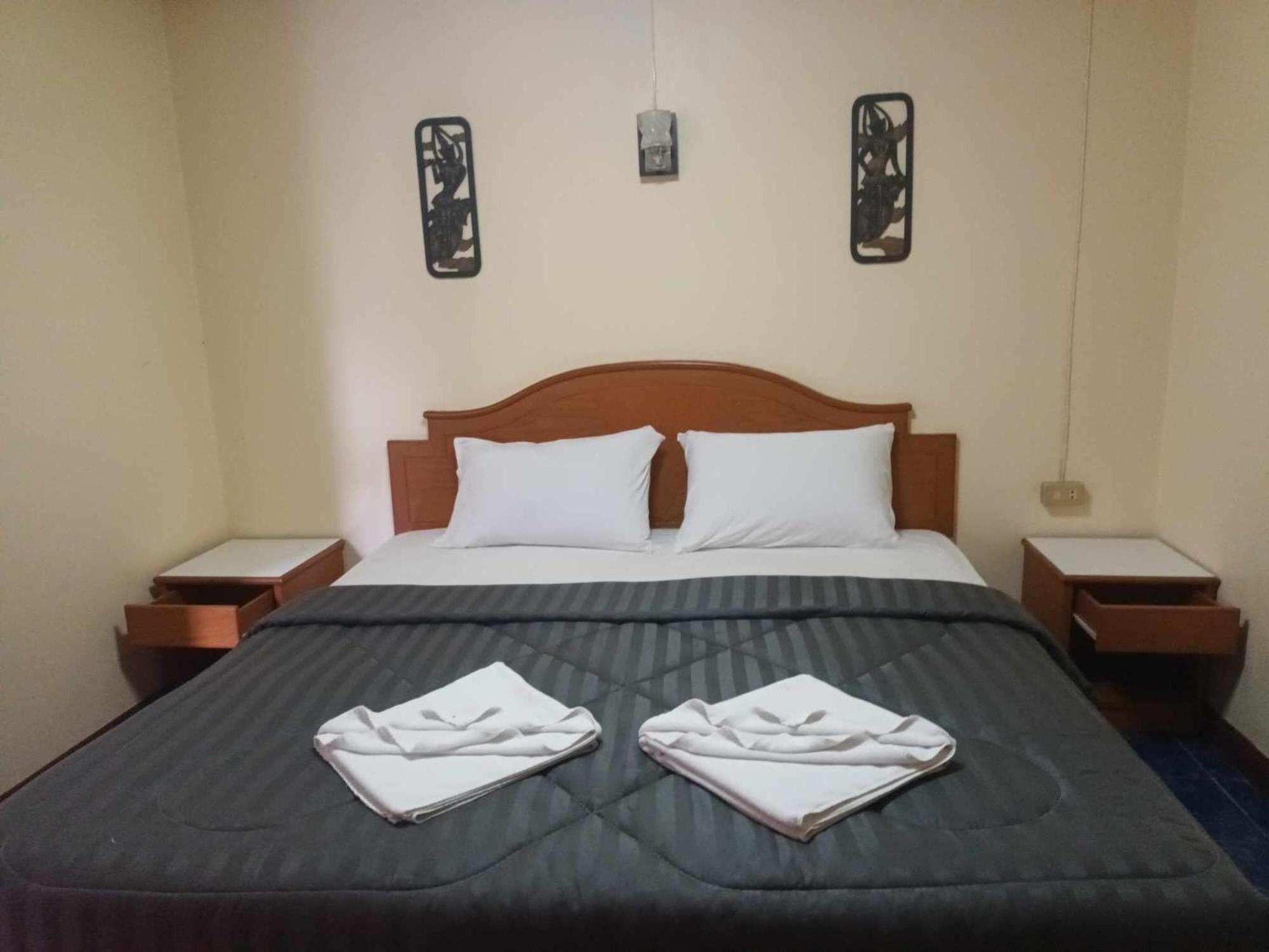 Patong Rose Guest House 50M To Beach Kültér fotó